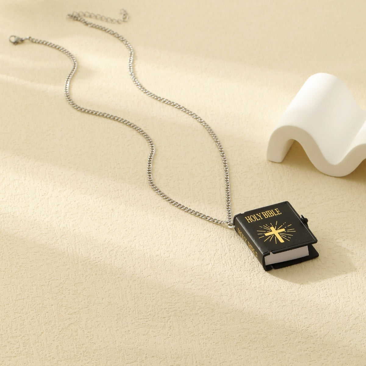 Wholesale stainless steel gold Bible cross necklace gift ladies jewelry